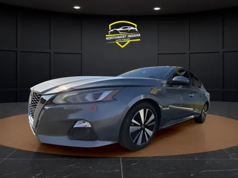 Gray 2021 NISSAN ALTIMA 2.5 SV for sale in Merrillville, IN