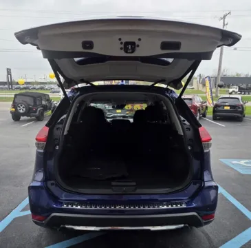 More photos of 2019 NISSAN ROGUE SV at NWI Auto Luxury Merrillville, IN