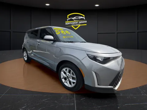 More photos of 2023 KIA SOUL LX at NWI Auto Luxury Merrillville, IN