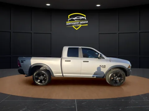More photos of 2021 RAM 1500 CLASSIC WARLOCK at NWI Auto Luxury Merrillville, IN