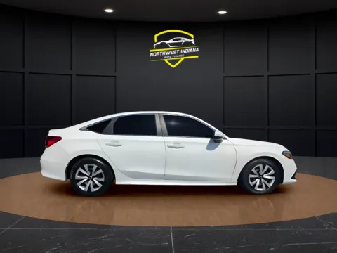 More photos of 2022 HONDA CIVIC LX at NWI Auto Luxury Merrillville, IN