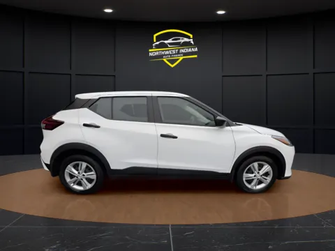 More photos of 2024 NISSAN KICKS at NWI Auto Luxury Merrillville, IN