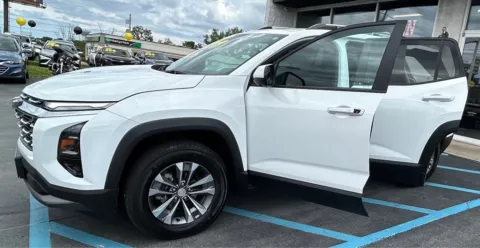 Photos of 2025 CHEVROLET EQUINOX LT for sale in Merrillville, IN at NWI Auto Luxury Merrillville