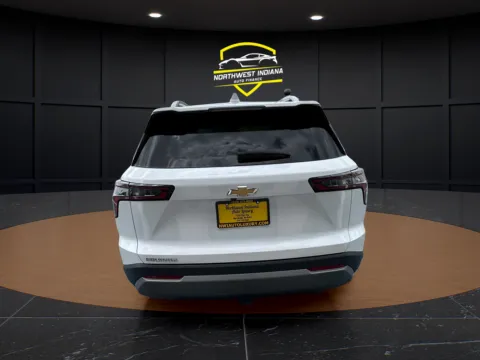 More photos of 2025 CHEVROLET EQUINOX LT at NWI Auto Luxury Merrillville, IN
