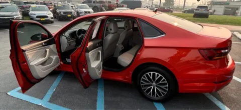 More photos of 2019 VOLKSWAGEN JETTA SE at NWI Auto Luxury Merrillville, IN