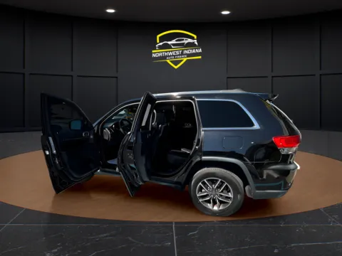 More photos of 2019 JEEP GRAND CHEROKEE LIMITED at NWI Auto Luxury Merrillville, IN