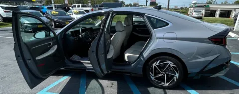 More photos of 2024 HYUNDAI SONATA SEL at NWI Auto Luxury Merrillville, IN