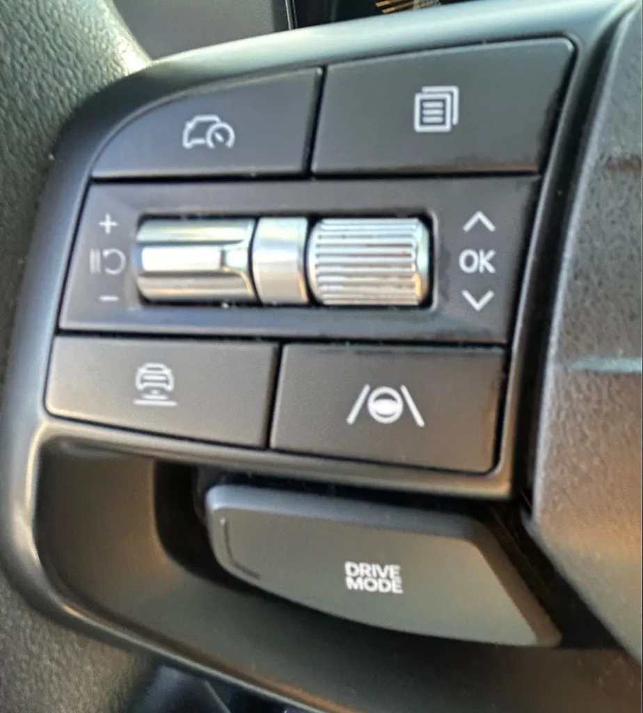 2025 Kia K4 LXS - Photo 19