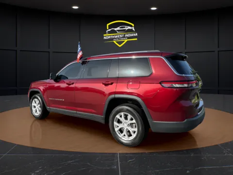 Another view of 2023 JEEP GRAND CHEROKEE LIMITED for sale in Merrillville, IN at NWI Auto Luxury Merrillville