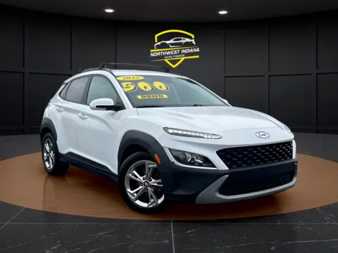 White 2022 HYUNDAI KONA SEL for sale in Merrillville, IN