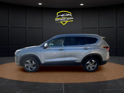 More photos of 2023 HYUNDAI SANTA FE SEL at NWI Auto Luxury Merrillville, IN