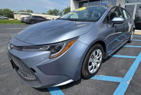 Gray 2022 TOYOTA COROLLA LE for sale in Merrillville, IN