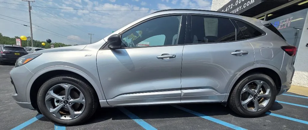 Silver 2024 FORD ESCAPE ST-LINE for sale in Merrillville, IN