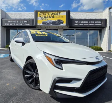 White 2023 TOYOTA COROLLA SE for sale in Merrillville, IN