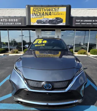 More photos of 2022 TOYOTA VENZA LIMITED at NWI Auto Luxury Merrillville, IN