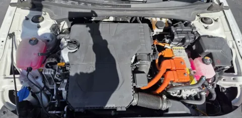 More photos of 2024 HYUNDAI ELANTRA HYBRID BLUE at NWI Auto Luxury Merrillville, IN