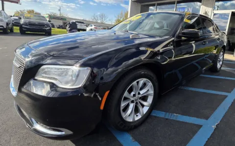 More photos of 2019 CHRYSLER 300 TOURING at NWI Auto Luxury Merrillville, IN