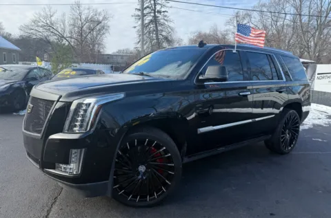 Another view of 2019 CADILLAC ESCALADE PLATINUM for sale in Schererville, IN at NWI Auto Finance Schererville