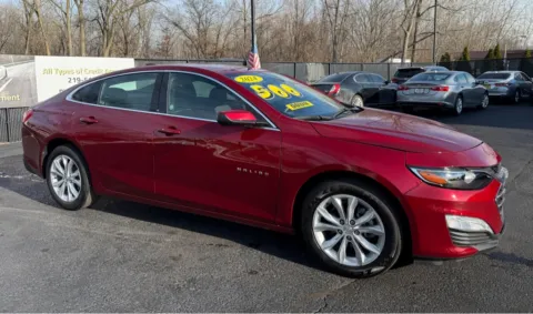 Red 2024 CHEVROLET MALIBU LT for sale in Schererville, IN