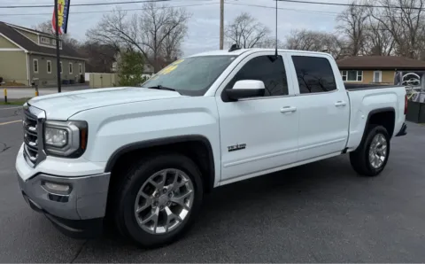 Another view of 2018 GMC SIERRA 1500 SLE for sale in Schererville, IN at NWI Auto Finance Schererville