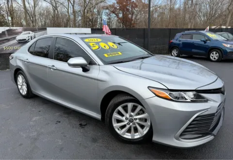 Silver 2024 TOYOTA CAMRY LE for sale in Schererville, IN
