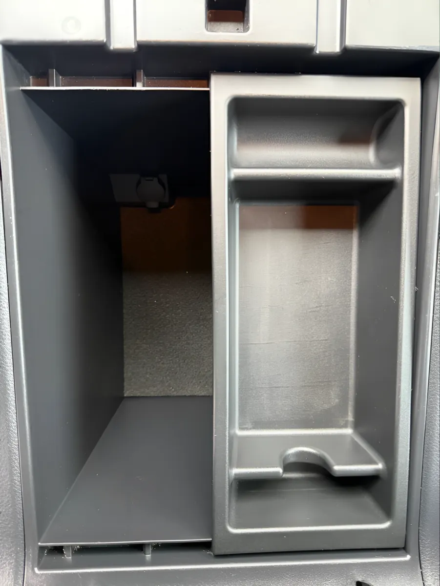 2019 Nissan Titan SL - Photo 23