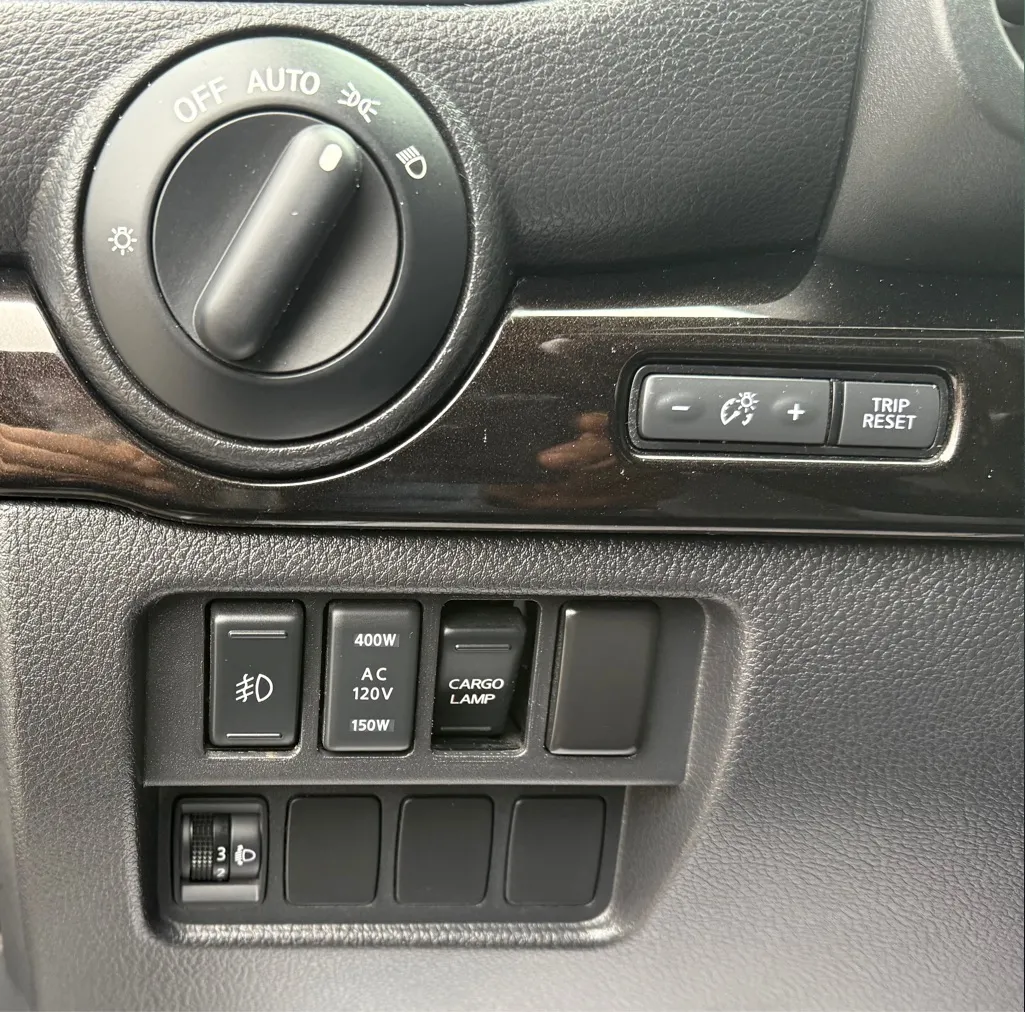 2019 Nissan Titan SL - Photo 28