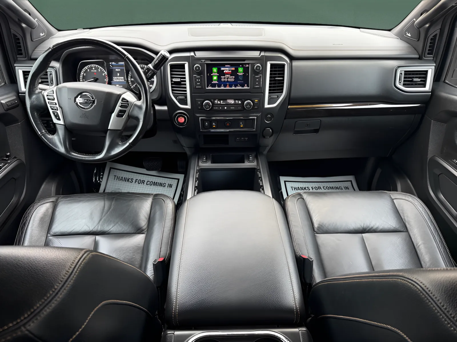 2019 Nissan Titan SL - Photo 10