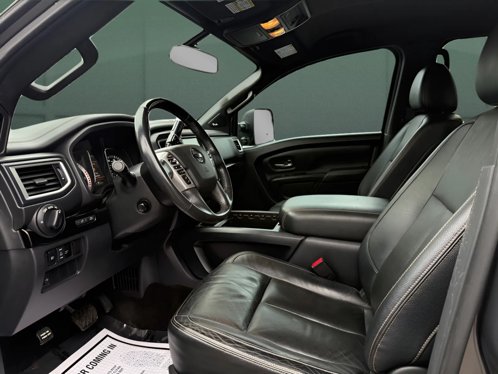 2019 Nissan Titan SL - Photo 26