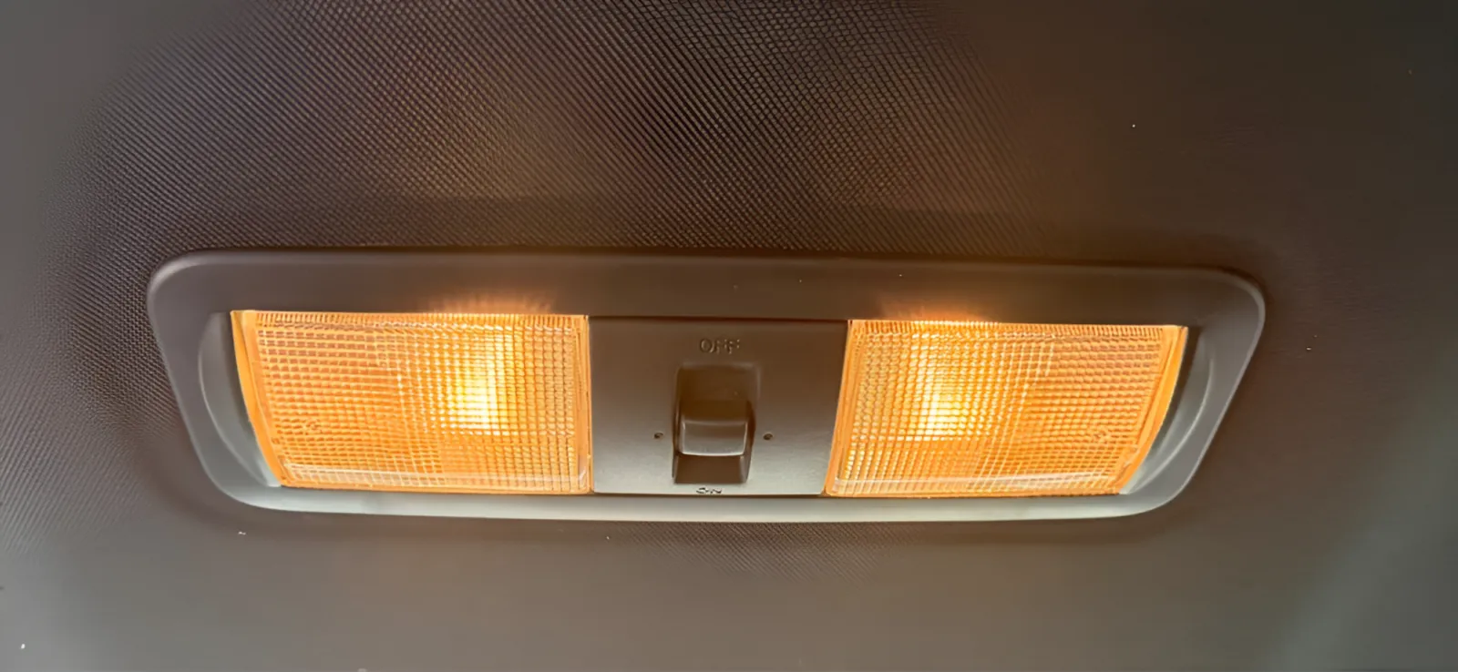 2019 Nissan Titan SL - Photo 12