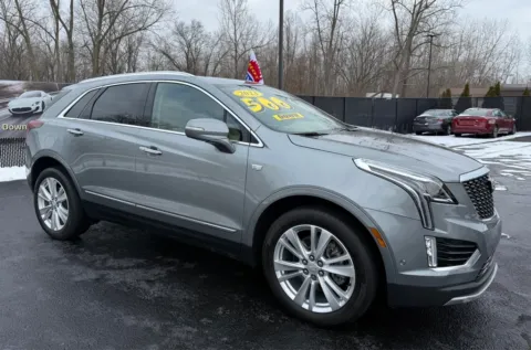 Silver 2023 CADILLAC XT5 PREMIUM LUXURY for sale in Schererville, IN