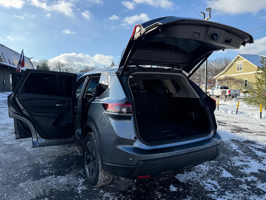 Gray 2023 BUICK ENCORE GX ESSENCE for sale in Schererville, IN