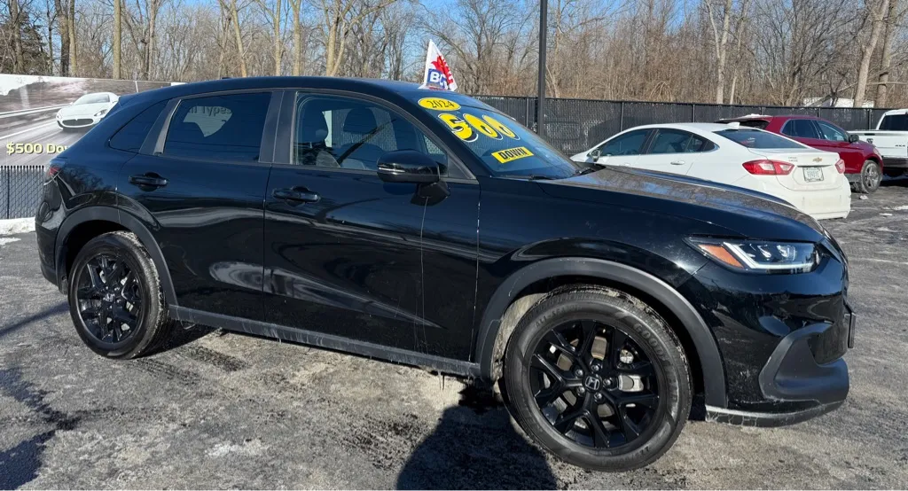 Black 2024 HONDA HR-V SPORT for sale in Schererville, IN
