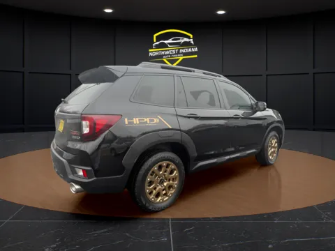 More photos of 2022 HONDA PASSPORT TRAILSPORT at NWI Auto Finance Schererville, IN