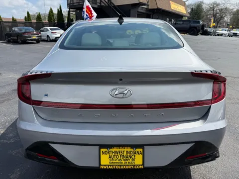 More photos of 2023 HYUNDAI SONATA SEL at NWI Auto Finance Schererville, IN
