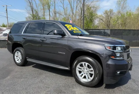 Gray 2017 CHEVROLET TAHOE LT for sale in Schererville, IN