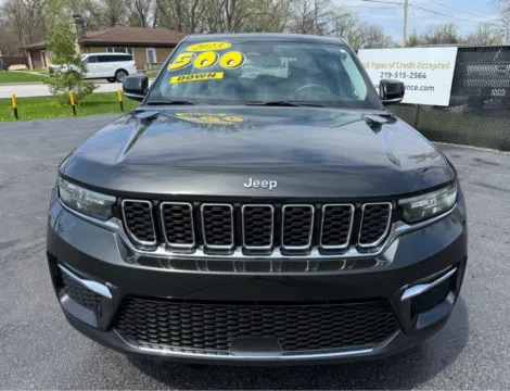 Photos of 2023 JEEP GRAND CHEROKEE LIMITED for sale in Schererville, IN at NWI Auto Finance Schererville
