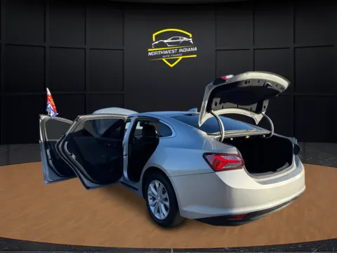More photos of 2020 CHEVROLET MALIBU LT at NWI Auto Finance Schererville, IN