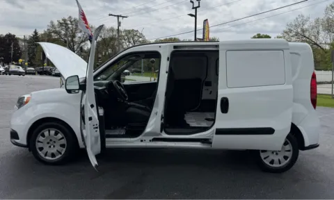 More photos of 2022 RAM PROMASTER CITY BASE at NWI Auto Finance Schererville, IN