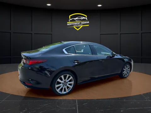 More photos of 2022 MAZDA MAZDA3 SEDAN PREMIUM at NWI Auto Finance Schererville, IN