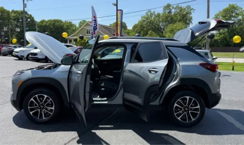 Another view of 2025 CHEVROLET TRAILBLAZER LT for sale in Schererville, IN at NWI Auto Finance Schererville