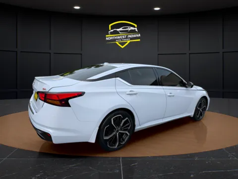 More photos of 2023 NISSAN ALTIMA 2.5 SR at NWI Auto Finance Schererville, IN