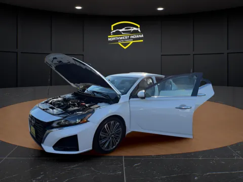 Photos of 2024 NISSAN ALTIMA 2.5 SL for sale in Schererville, IN at NWI Auto Finance Schererville