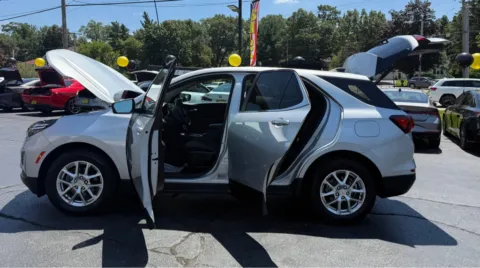 Another view of 2022 CHEVROLET EQUINOX LT for sale in Schererville, IN at NWI Auto Finance Schererville
