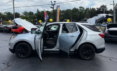 Another view of 2020 CHEVROLET EQUINOX LT for sale in Schererville, IN at NWI Auto Finance Schererville