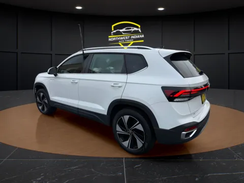 More photos of 2025 VOLKSWAGEN TAOS SE 4MOTION at NWI Auto Finance Schererville, IN