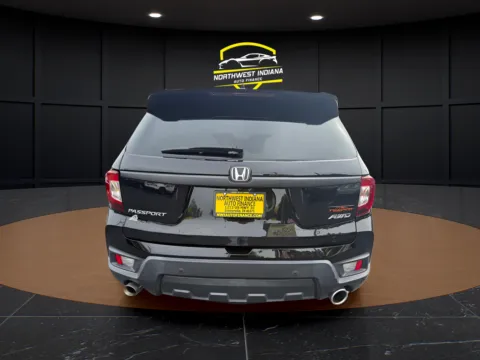 More photos of 2022 HONDA PASSPORT TRAILSPORT at NWI Auto Finance Schererville, IN