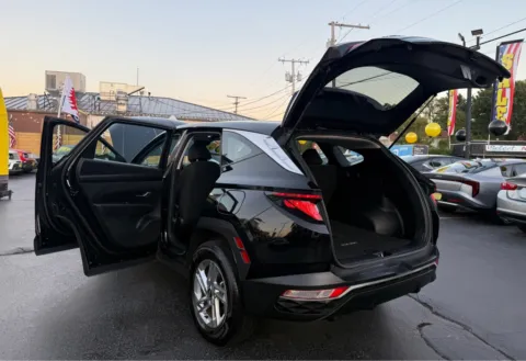 Another view of 2025 HYUNDAI TUCSON SE for sale in Schererville, IN at NWI Auto Finance Schererville