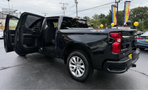 More photos of 2022 CHEVROLET SILVERADO 1500 CUSTOM at NWI Auto Finance Schererville, IN