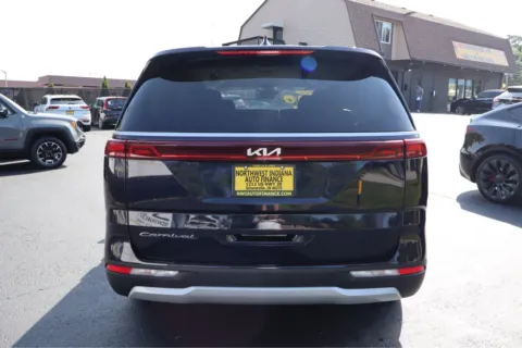 More photos of 2022 KIA CARNIVAL LX at NWI Auto Finance Schererville, IN